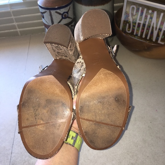 WORN ONCE! Block heels - Picture 7 of 7